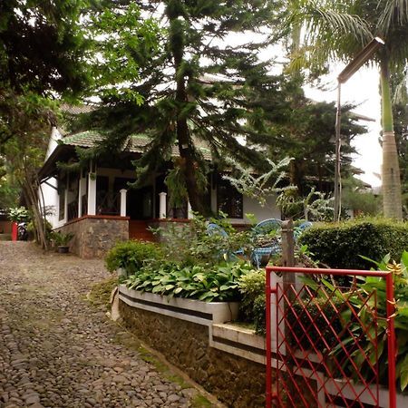 Cemara'S Homestay Batu  Eksteriør bilde