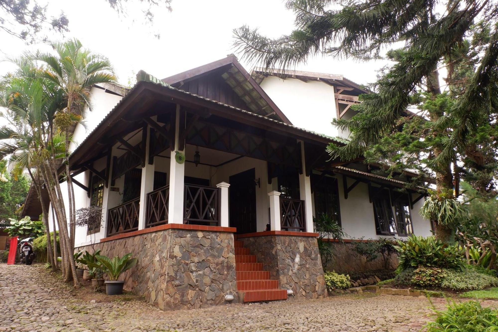 Cemara'S Homestay Batu  Eksteriør bilde
